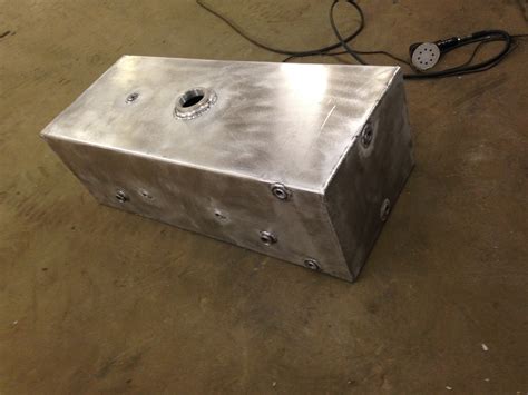 custom built fuel tanks